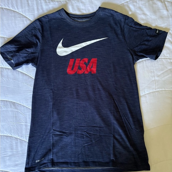 The Nike Tee USMNT USA Soccer T Shirt Small - Picture 1 of 3